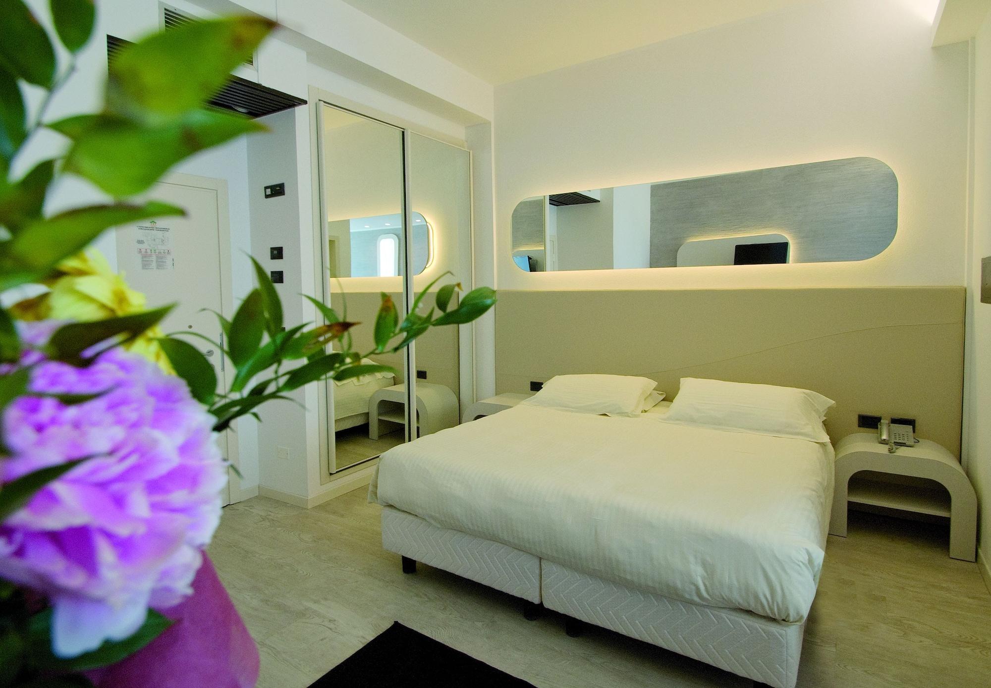 Hotel Le Palme - Premier Resort Milano Marittima Ngoại thất bức ảnh